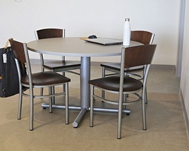 Fulton Table